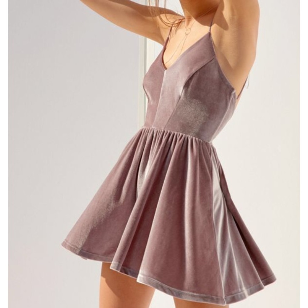 Silence + Noise Urban Outfitters Velvet Romper - Picture 1 of 6